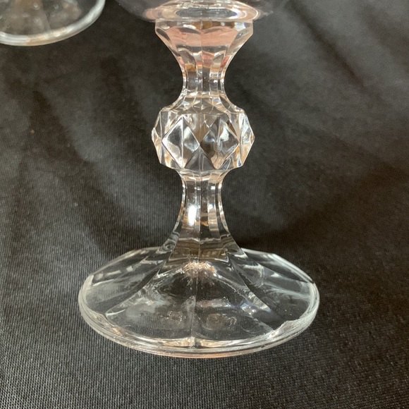 Set of 12 vintage embossed / etched glass cordial glasses - Picture 7 of 12